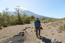 Osprey Farpoint Trek Pack Rugzak - Blauw - 55 Liter -Campingreeksen Winkel 1267 1900 f22 farpoint trek pack 55 muted space blue o s 10003693 samrouda exp 4 10 24 003