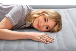 Intex Comfort Plush Luchtbed - Queensize - Ingebouwde Elektrische Pomp -Campingreeksen Winkel 1320 1900 67770 inuse1 2022 300