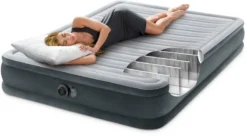 Intex Comfort Plush Luchtbed - Queensize - Ingebouwde Elektrische Pomp -Campingreeksen Winkel 1320 1900 67770 inuse 2023 300