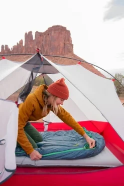 Therm-A-Rest Saros 32 Mummymodel Slaapzak 10 Therm-A-Rest Saros 32 Mummymodel Slaapzak -Campingreeksen Winkel 1900 1267 2022 thermarest desertcamping highsierras spence 0042 1