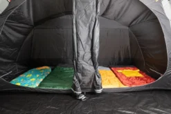 Kampa Hayling 6 Tunneltent - 6 Persoons 21 Kampa Hayling 6 Tunneltent - 6 Persoons -Campingreeksen Winkel 6tunneltent 3