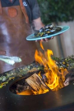 OFYR Classic Black 85 5 OFYR Classic Black 85 -Campingreeksen Winkel 900 600 ofyr locatie shoot2166